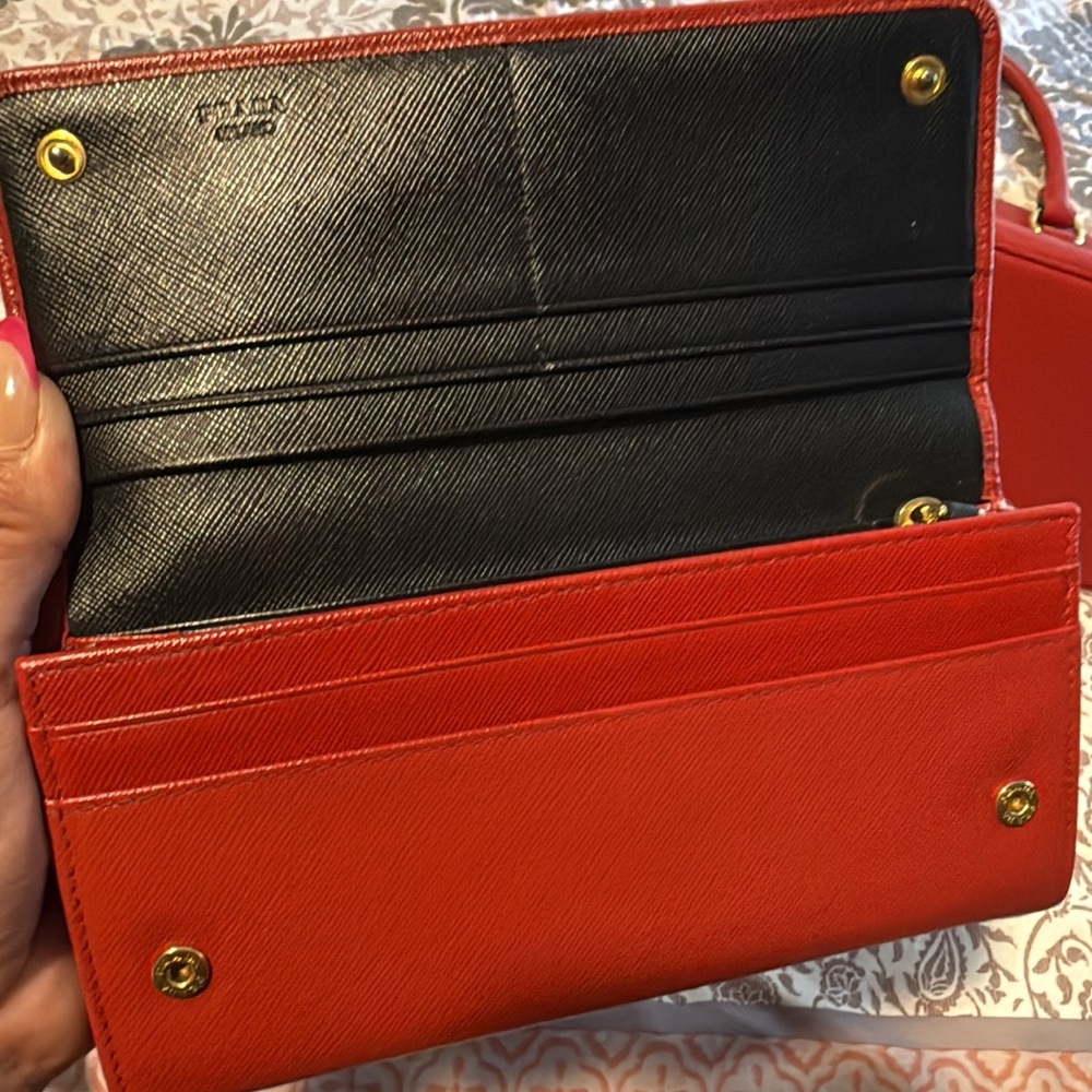 Prada Red Saffiano Leather Wallet with Gold Logo Accent COA included - Picture 2 of 4